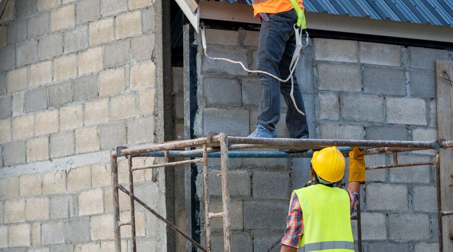 Expert Emergency Roof Repairs services in Middleburg, PA